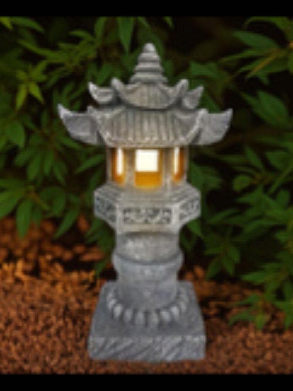 NWT Pagoda Solar Light